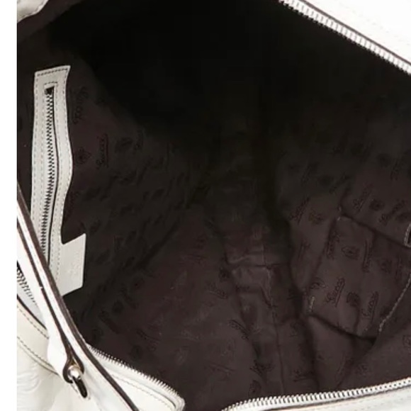 Gucci White Guccissima
Leather Icon Bit Large Hobo. - Picture 8 of 14